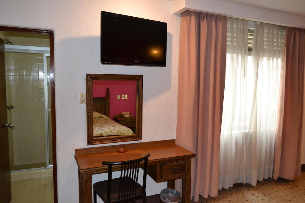 Hotel Habana Mexico City